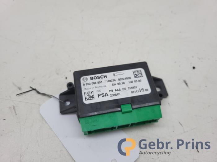 Gebruikte Module PDC Peugeot 2008 (CU) 1.2 Vti 12V PureTech 82 Prijs € 30,00 Margeregeling aangeboden door Autorec. Gebr. Prins b.v.