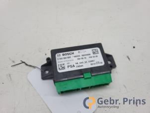 Gebruikte PDC Module Peugeot 2008 (CU) 1.2 Vti 12V PureTech 82 Prijs € 30,00 Margeregeling aangeboden door Autorec. Gebr. Prins b.v.