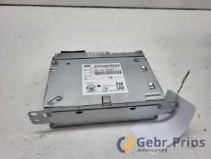 Gebruikte Radio Peugeot 2008 (CU) 1.2 Vti 12V PureTech 82 Prijs € 150,00 Margeregeling aangeboden door Autorec. Gebr. Prins b.v.