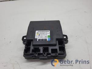 Gebruikte Module Centrale Deurvergrendeling Mercedes B (W245) 2.0 B-200 16V Prijs € 20,00 Margeregeling aangeboden door Autorec. Gebr. Prins b.v.