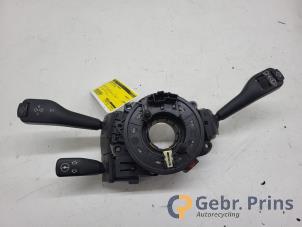 Gebruikte Combischakelaar Stuurkolom BMW X5 (E53) 4.4 V8 32V Prijs € 40,00 Margeregeling aangeboden door Autorec. Gebr. Prins b.v.