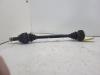 Aandrijfas links-achter van een BMW X5 (E53) 4.4 V8 32V 2004