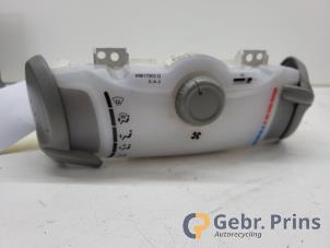 Gebruikte Kachel Bedieningspaneel Citroen C1 1.0 12V Prijs € 20,00 Margeregeling aangeboden door Autorec. Gebr. Prins b.v.
