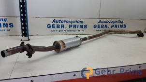 Gebruikte Uitlaat Tussenpijp Toyota Yaris (P1) 1.0 16V VVT-i Prijs € 20,00 Margeregeling aangeboden door Autorec. Gebr. Prins b.v.