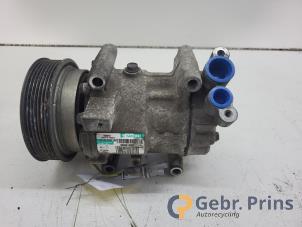 Gebruikte Pomp Airco Renault Twingo II (CN) 1.2 16V Prijs € 40,00 Margeregeling aangeboden door Autorec. Gebr. Prins b.v.