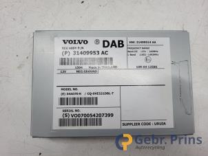 Gebruikte Radio module Volvo V60 I (FW/GW) 2.4 D6 20V AWD Twin Engine Plug-in Hybrid Prijs € 50,00 Margeregeling aangeboden door Autorec. Gebr. Prins b.v.