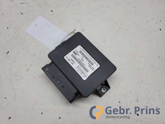 Gebruikte Handrem Module Volvo V60 I (FW/GW) 2.4 D6 20V AWD Twin Engine Plug-in Hybrid Prijs € 40,00 Margeregeling aangeboden door Autorec. Gebr. Prins b.v.