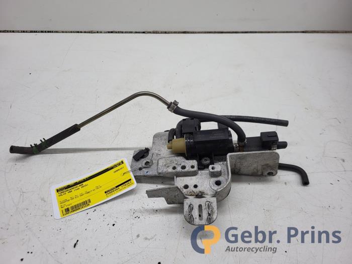 Gebruikte Turbodrukregelaar Volvo V60 I (FW/GW) 2.4 D6 20V AWD Twin Engine Plug-in Hybrid Prijs € 25,00 Margeregeling aangeboden door Autorec. Gebr. Prins b.v.