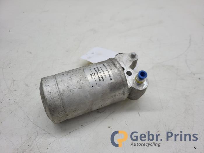 Gebruikte Airco Droger Volvo V60 I (FW/GW) 2.4 D6 20V AWD Twin Engine Plug-in Hybrid Prijs € 40,00 Margeregeling aangeboden door Autorec. Gebr. Prins b.v.