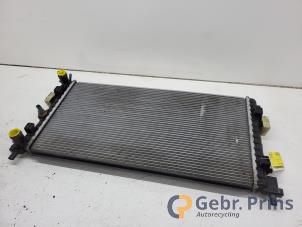 Gebruikte Radiateur Seat Ibiza IV SC (6J1) 1.0 EcoTSI 12V Prijs € 40,00 Margeregeling aangeboden door Autorec. Gebr. Prins b.v.