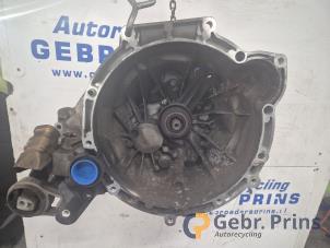 Gebruikte Versnellingsbak Ford Fusion 1.6 16V Prijs € 150,00 Margeregeling aangeboden door Autorec. Gebr. Prins b.v.