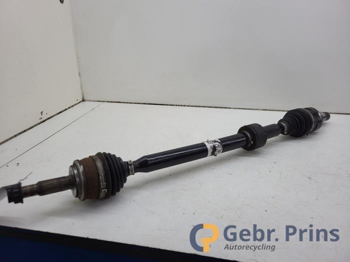 Gebruikte Steekas rechts-voor Toyota Corolla (E21/EA1/EH1) 1.8 16V Hybrid Prijs € 150,00 Margeregeling aangeboden door Autorec. Gebr. Prins b.v.
