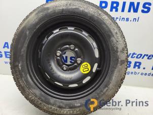 Gebruikte Reservewiel Ford Fusion 1.6 16V Prijs € 50,00 Margeregeling aangeboden door Autorec. Gebr. Prins b.v.