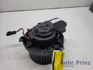 Gebruikte Kachel Ventilatiemotor Toyota Aygo X 1.0 12V VVT-i Prijs € 60,00 Margeregeling aangeboden door Autorec. Gebr. Prins b.v.