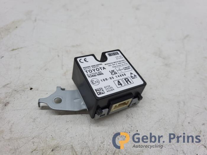 Gebruikte Central electronic module Toyota Aygo X 1.0 12V VVT-i Prijs € 50,00 Margeregeling aangeboden door Autorec. Gebr. Prins b.v.