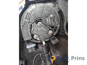 Gebruikte Tank adblue Ford Transit 2.0 TDCi 16V Eco Blue 130 Prijs € 423,50 Inclusief btw aangeboden door Autorec. Gebr. Prins b.v.