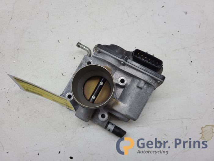 Gebruikte Gasklephuis Mazda 2 (DE) 1.3 16V S-VT Prijs € 30,00 Margeregeling aangeboden door Autorec. Gebr. Prins b.v.