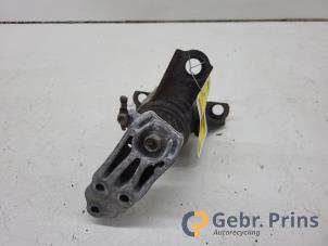 Gebruikte Motorsteun Mazda 2 (DE) 1.3 16V S-VT Prijs € 20,00 Margeregeling aangeboden door Autorec. Gebr. Prins b.v.