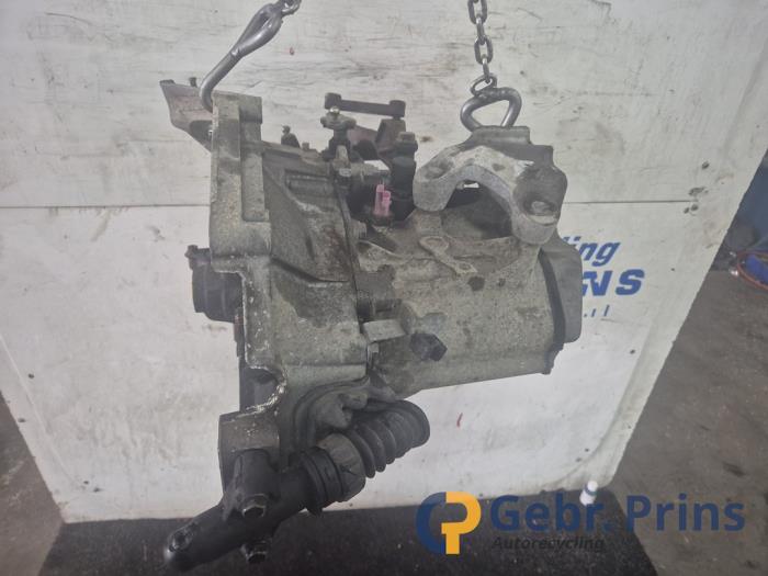 Gebruikte Versnellingsbak Citroen C3 (FC/FL/FT) 1.4 Prijs € 200,00 Margeregeling aangeboden door Autorec. Gebr. Prins b.v.
