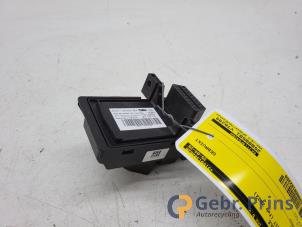 Gebruikte Gateway module Ford Transit 2.0 TDCi 16V Eco Blue 130 Prijs € 30,25 Inclusief btw aangeboden door Autorec. Gebr. Prins b.v.