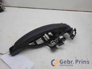 Gebruikte Deurgreep 2Deurs links Ford Transit 2.0 TDCi 16V Eco Blue 130 Prijs € 30,25 Inclusief btw aangeboden door Autorec. Gebr. Prins b.v.