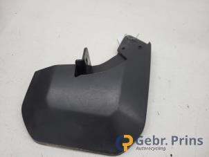 Gebruikte Spatlap Ford Transit 2.0 TDCi 16V Eco Blue 130 Prijs € 18,15 Inclusief btw aangeboden door Autorec. Gebr. Prins b.v.