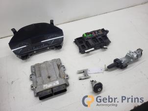 Gebruikte Kontaktslot + computer Ford Transit 2.0 TDCi 16V Eco Blue 130 Prijs € 605,00 Inclusief btw aangeboden door Autorec. Gebr. Prins b.v.