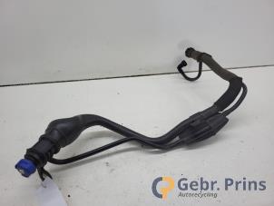 Gebruikte Vulpijp ad-blue tank Citroen Berlingo 1.6 BlueHDI 75 Prijs € 72,60 Inclusief btw aangeboden door Autorec. Gebr. Prins b.v.