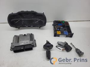 Gebruikte Contactslot + computer Citroen Berlingo 1.6 BlueHDI 75 Prijs € 484,00 Inclusief btw aangeboden door Autorec. Gebr. Prins b.v.