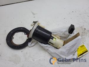 Gebruikte Tank element Pomp Suzuki Ignis (FH) 1.5 16V Sport Prijs € 25,00 Margeregeling aangeboden door Autorec. Gebr. Prins b.v.