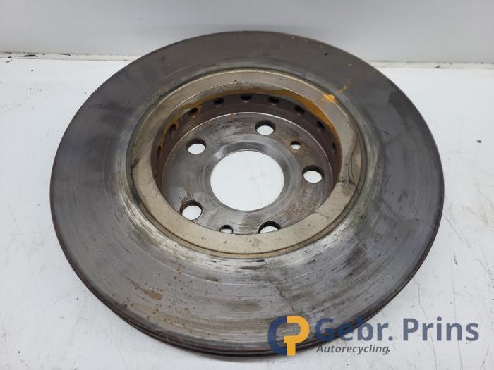 Remschijf voor van een Renault Kangoo Express (FW) 1.5 dCi 95 2020