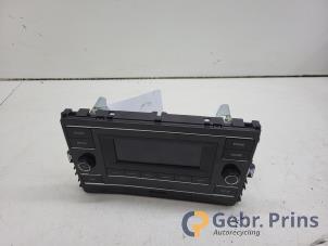 Gebruikte Radio Volkswagen Transporter T6 2.0 TDI Prijs € 181,50 Inclusief btw aangeboden door Autorec. Gebr. Prins b.v.