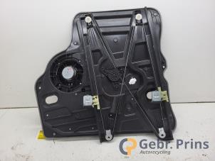 Gebruikte Raammechaniek 2Deurs rechts-voor Volkswagen Transporter T6 2.0 TDI Prijs € 90,75 Inclusief btw aangeboden door Autorec. Gebr. Prins b.v.