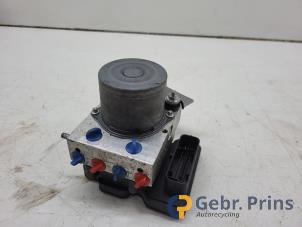 Gebruikte ABS Pomp Volkswagen Transporter T6 2.0 TDI Prijs € 484,00 Inclusief btw aangeboden door Autorec. Gebr. Prins b.v.