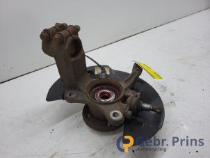 Gebruikte Fusee rechts-voor Volkswagen Transporter T6 2.0 TDI Prijs € 121,00 Inclusief btw aangeboden door Autorec. Gebr. Prins b.v.