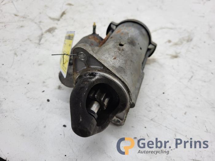 Startmotor van een Chevrolet Aveo (250) 1.4 16V LS 2011
