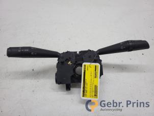 Gebruikte Licht + Raw Schakelaar Fiat Panda/Pandina (312) 0.9 TwinAir 60 Prijs € 40,00 Margeregeling aangeboden door Autorec. Gebr. Prins b.v.