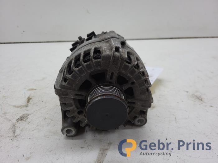 Gebruikte Alternator BMW 3 serie Touring (F31) 330d 3.0 24V Prijs € 60,00 Margeregeling aangeboden door Autorec. Gebr. Prins b.v.
