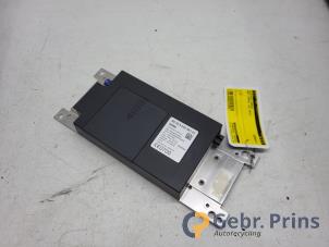 Gebruikte Bluetooth module BMW 3 serie Touring (F31) 330d 3.0 24V Prijs € 75,00 Margeregeling aangeboden door Autorec. Gebr. Prins b.v.