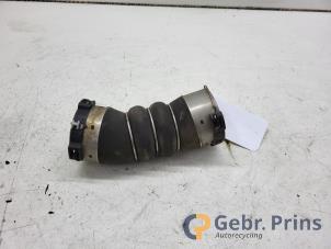 Gebruikte Intercooler Slang BMW 3 serie Touring (F31) 330d 3.0 24V Prijs € 30,00 Margeregeling aangeboden door Autorec. Gebr. Prins b.v.