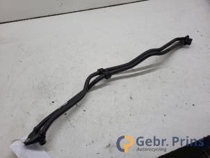 Gebruikte Leiding (diversen) BMW 3 serie Touring (F31) 330d 3.0 24V Prijs € 25,00 Margeregeling aangeboden door Autorec. Gebr. Prins b.v.