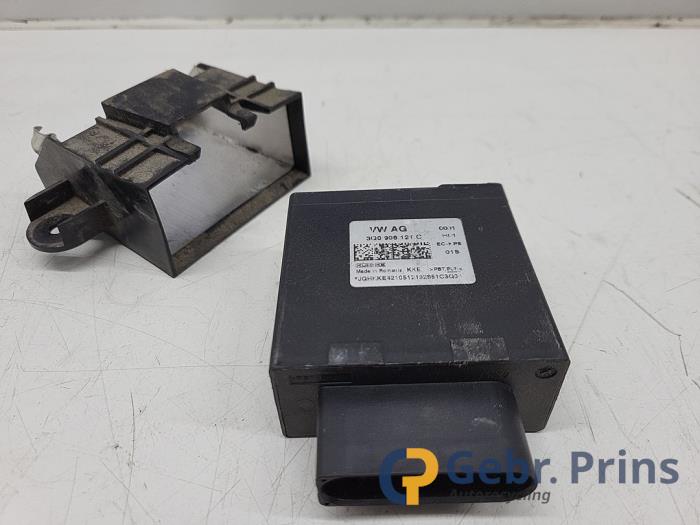 Gebruikte Brandstofpomp module Volkswagen Transporter T6 2.0 TDI Prijs € 24,20 Inclusief btw aangeboden door Autorec. Gebr. Prins b.v.