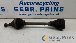 Gebruikte Homokineetas links-voor Volkswagen Caddy III (2KA,2KH,2CA,2CH) 2.0 SDI Prijs € 48,40 Inclusief btw aangeboden door Autorec. Gebr. Prins b.v.