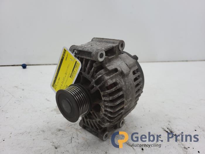 Gebruikte Dynamo Audi A4 Avant (B6) 2.0 FSI 16V Prijs € 40,00 Margeregeling aangeboden door Autorec. Gebr. Prins b.v.