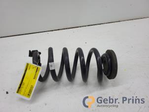 Gebruikte Schroefveer achter Volkswagen ID.4 (E21) Performance 77 kWh Prijs € 42,35 Inclusief btw aangeboden door Autorec. Gebr. Prins b.v.