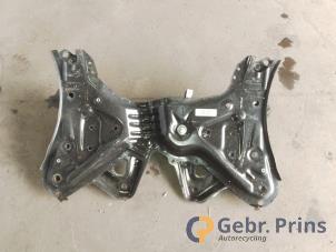 Gebruikte Subframe Fiat 500C (312) 1.0 Hybrid Prijs € 200,00 Margeregeling aangeboden door Autorec. Gebr. Prins b.v.
