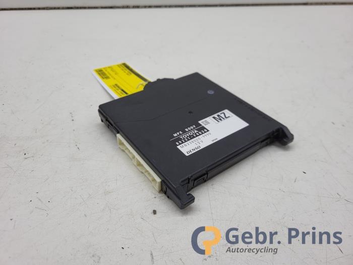 Gebruikte Module Bodycontrol Toyota C-HR (X1,X5) 1.2 16V Turbo Prijs € 75,00 Margeregeling aangeboden door Autorec. Gebr. Prins b.v.