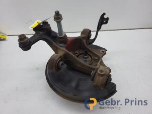 Gebruikte Fusee rechts-achter Toyota C-HR (X1,X5) 1.2 16V Turbo Prijs € 75,00 Margeregeling aangeboden door Autorec. Gebr. Prins b.v.