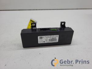 Gebruikte Bluetooth module Peugeot 2008 (CU) 1.2 12V e-THP PureTech 110 Prijs € 40,00 Margeregeling aangeboden door Autorec. Gebr. Prins b.v.