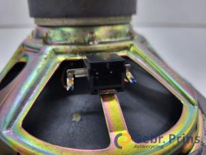 Gebruikte Speaker Dodge Caliber 1.8 16V Prijs € 15,00 Margeregeling aangeboden door Autorec. Gebr. Prins b.v.